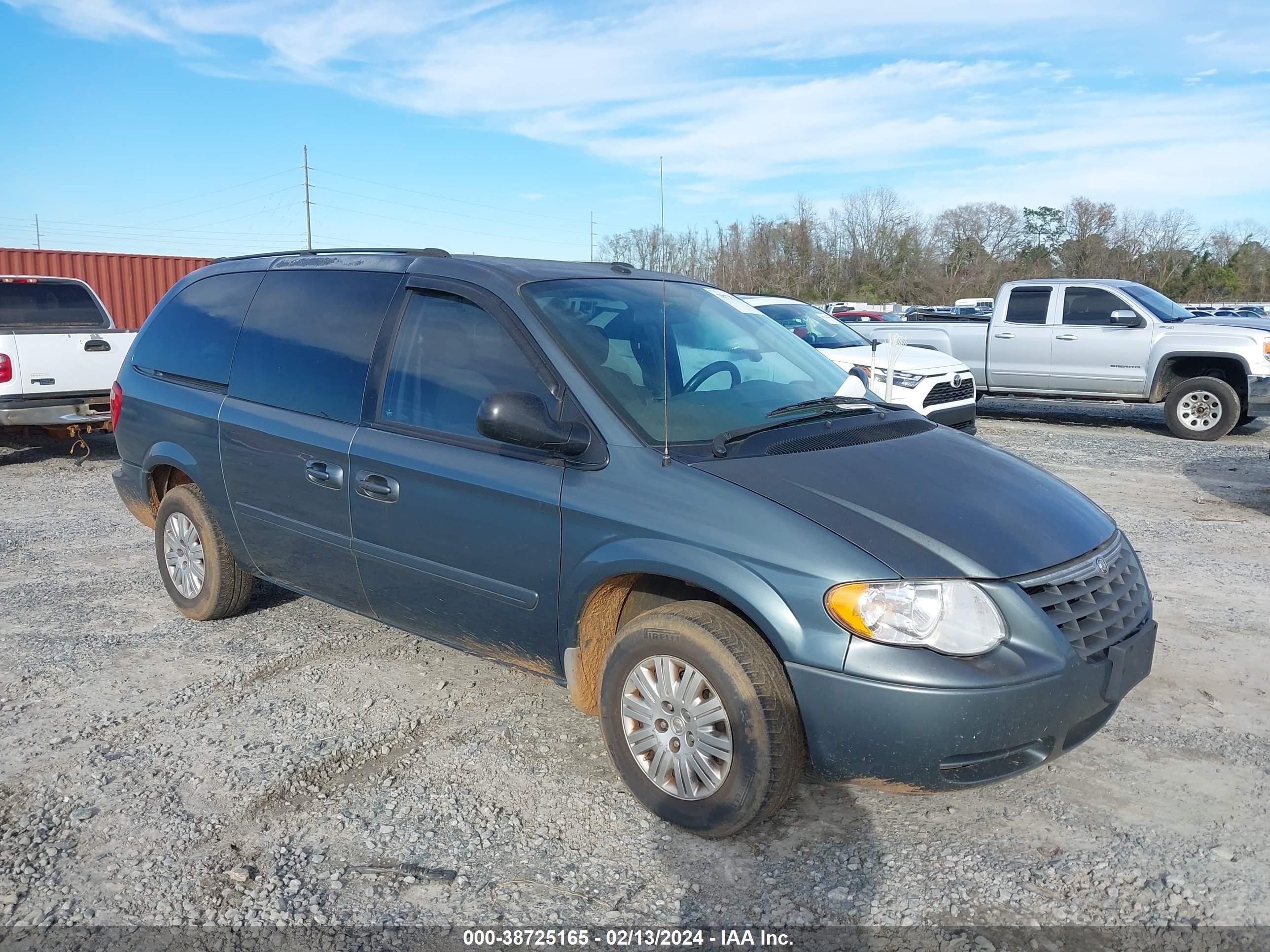 chrysler town & country 2006 1a4gp44r66b568576