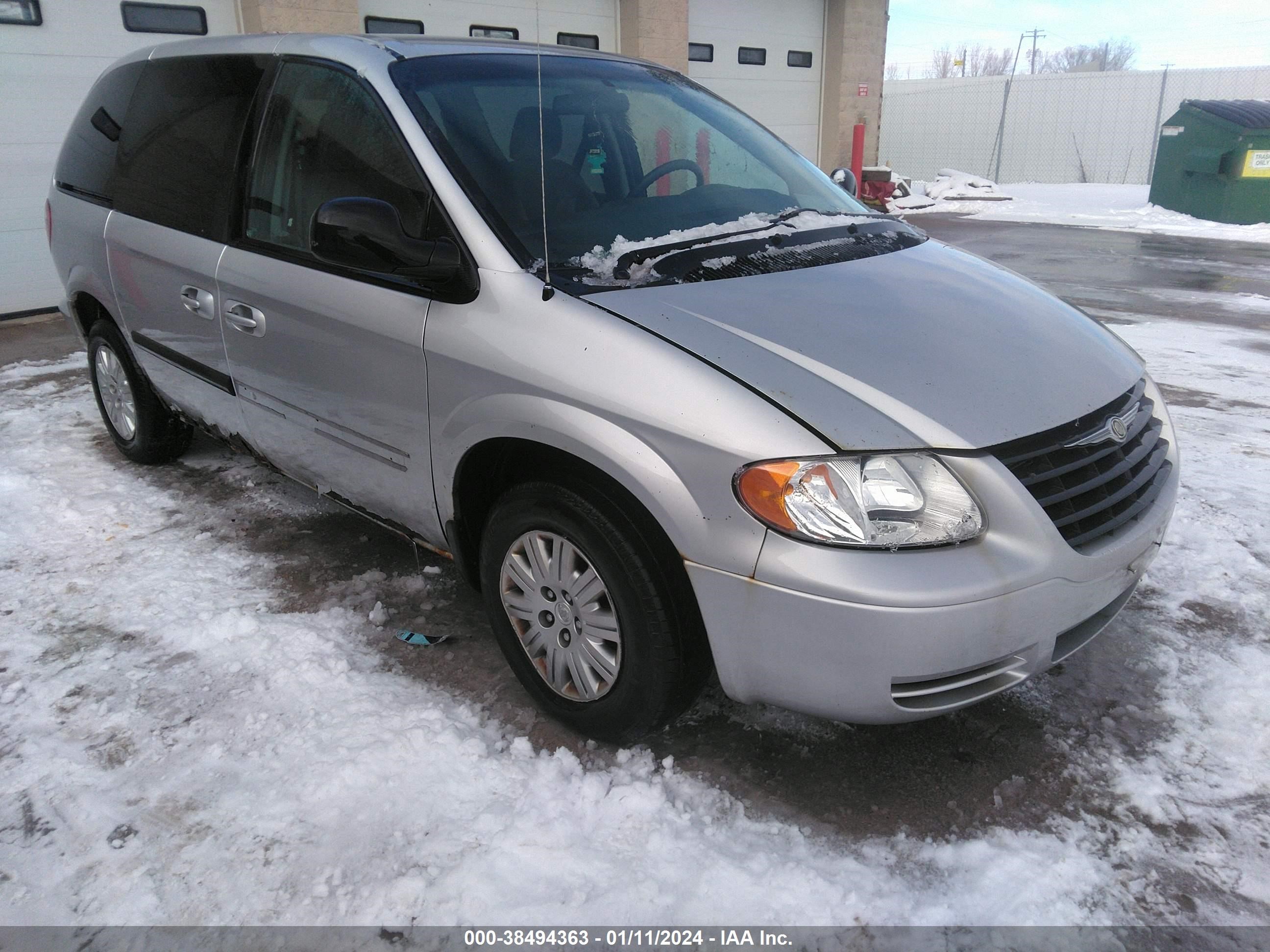 chrysler town & country 2006 1a4gp45r86b658164