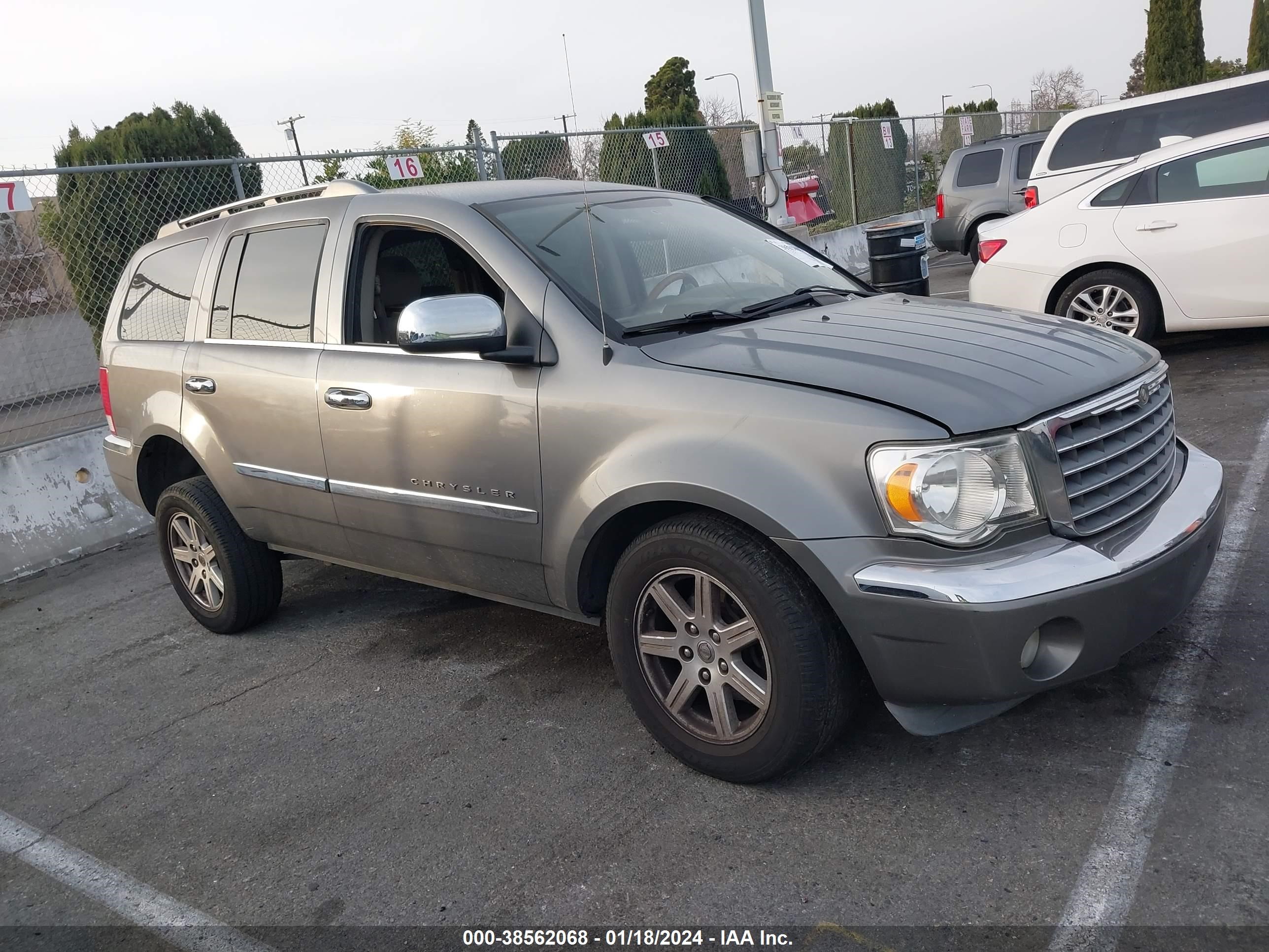 chrysler aspen 2007 1a8hx58nx7f557347