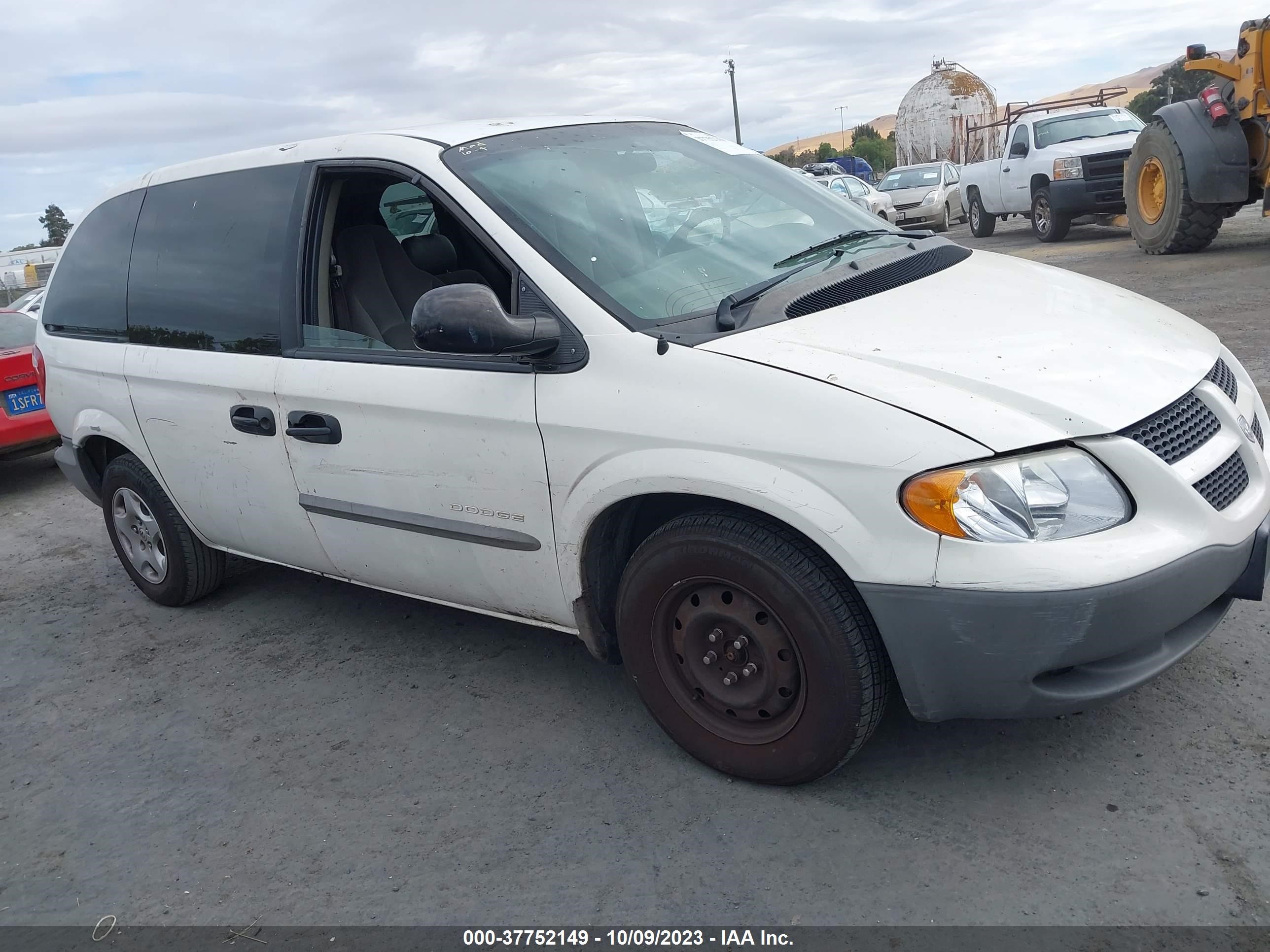 dodge caravan 2001 1b4gp25341b236226