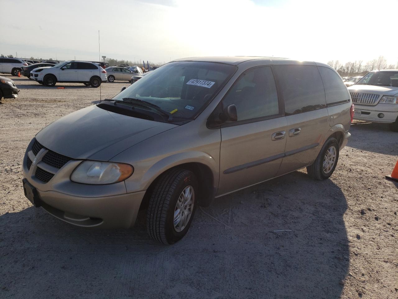 dodge caravan 2002 1b4gp45382b642328