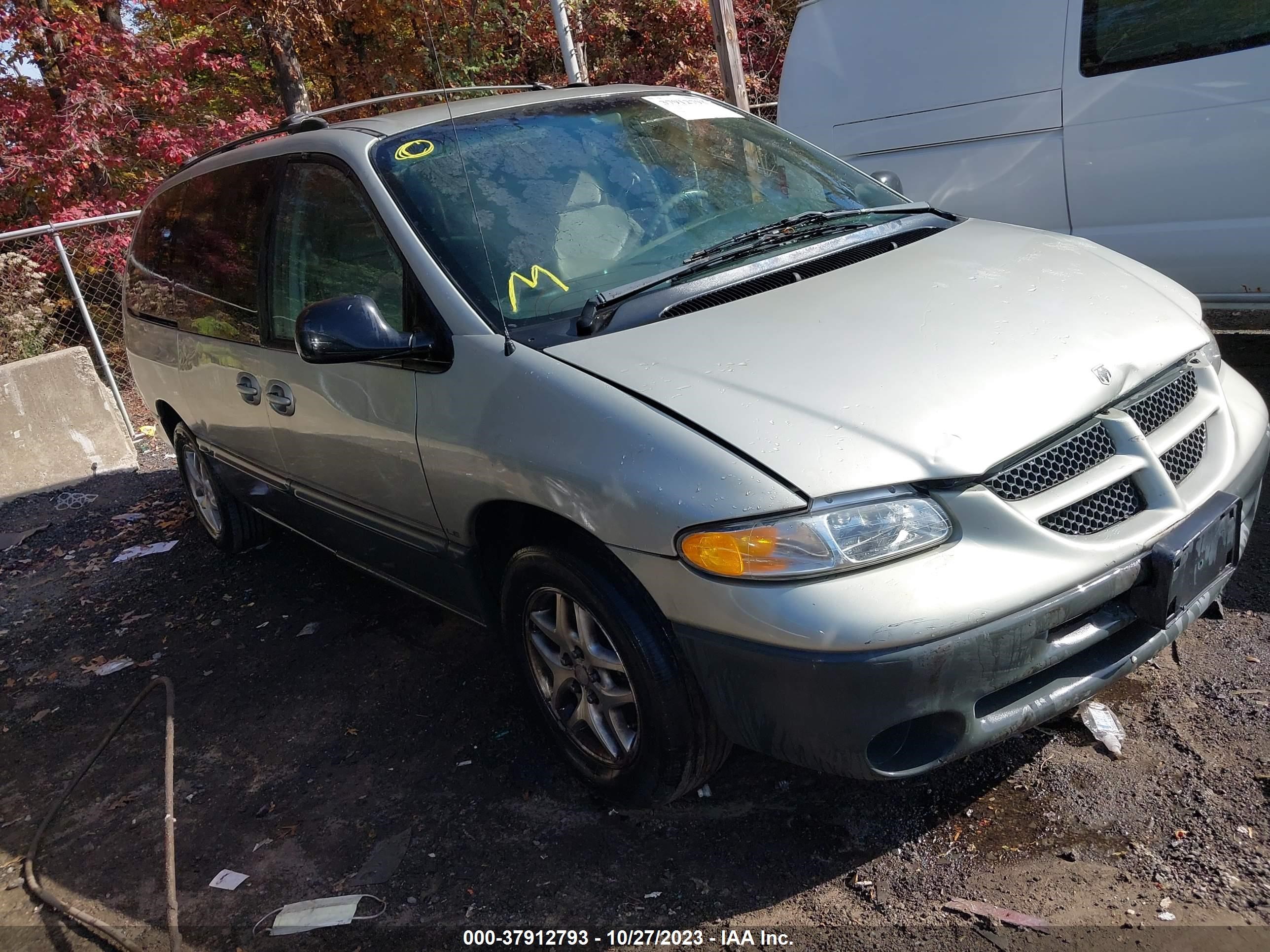 dodge caravan 2000 1b4gp54l1yb608232