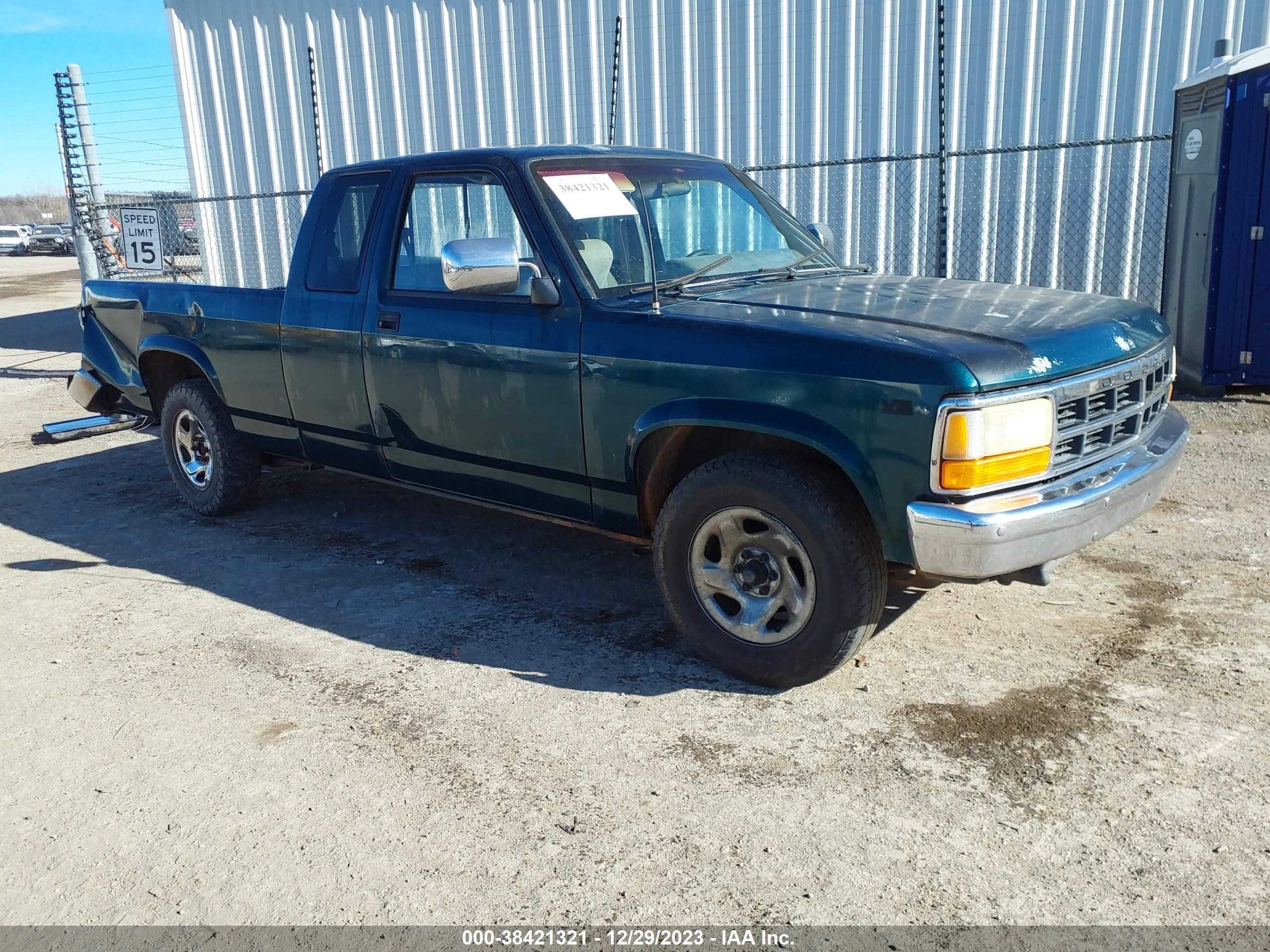 dodge dakota 1995 1b7gl23x7ss211892