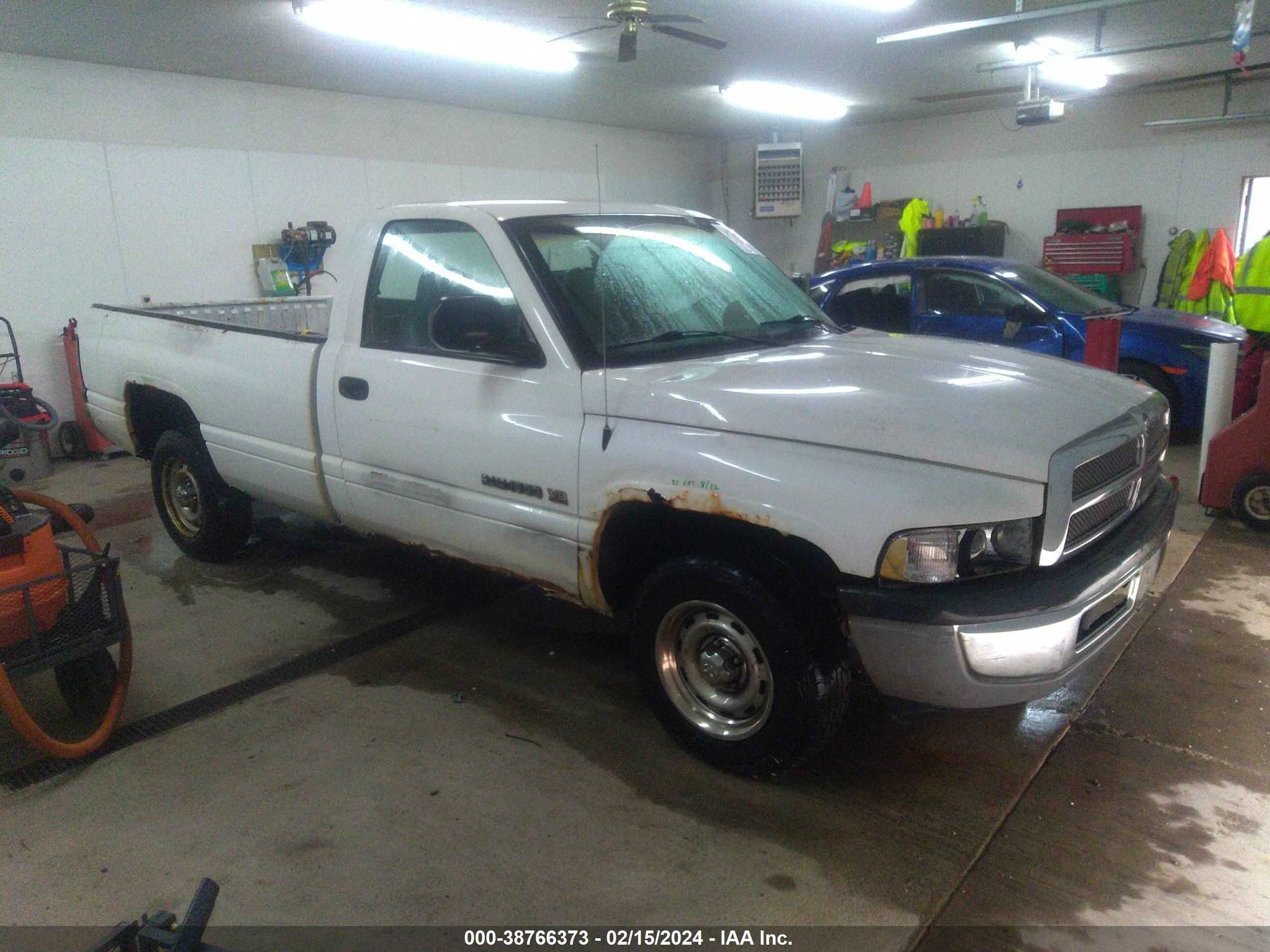 dodge ram 2001 1b7hc16y11s732334