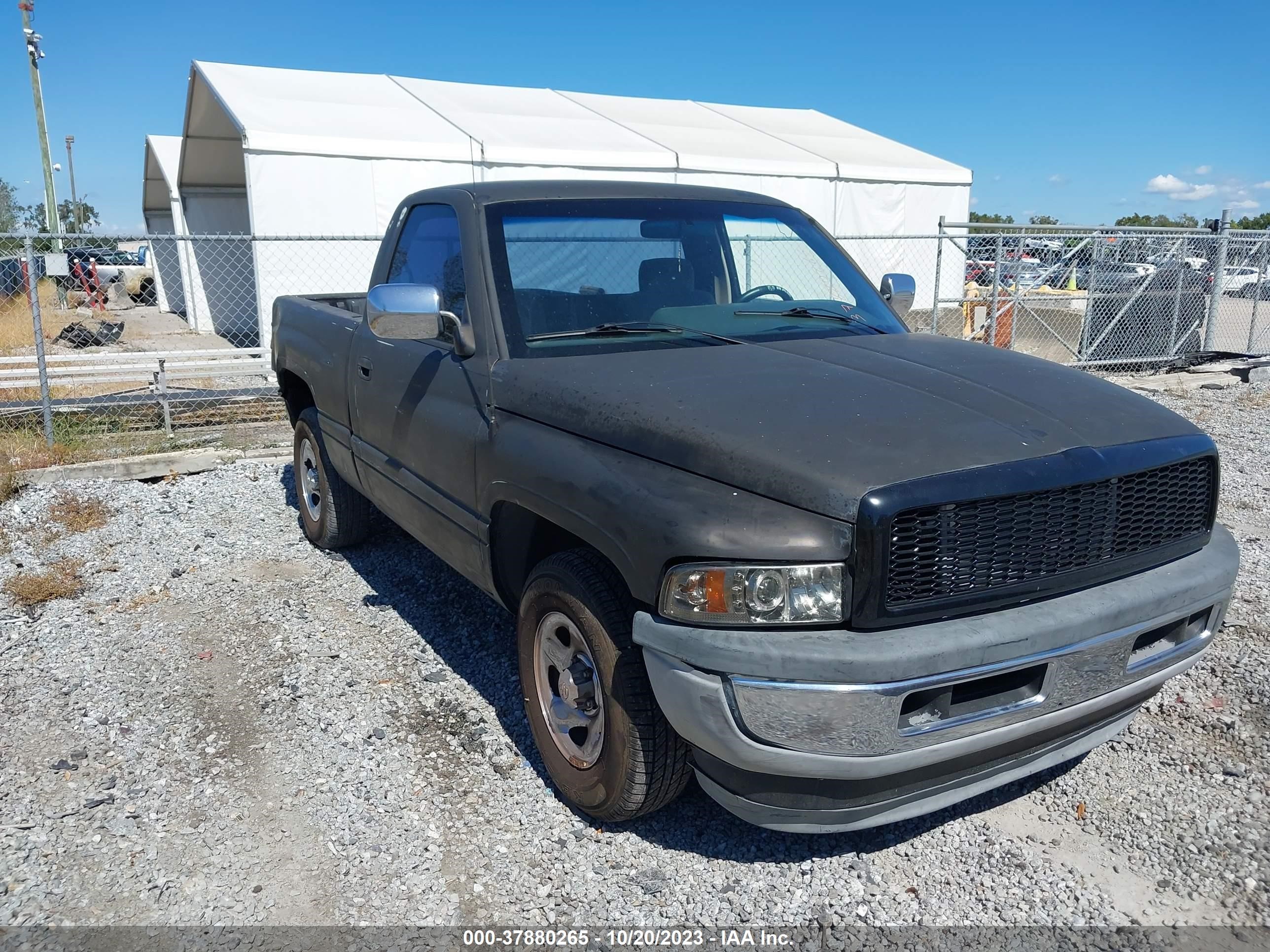 dodge ram 1996 1b7hc16y2ts648588