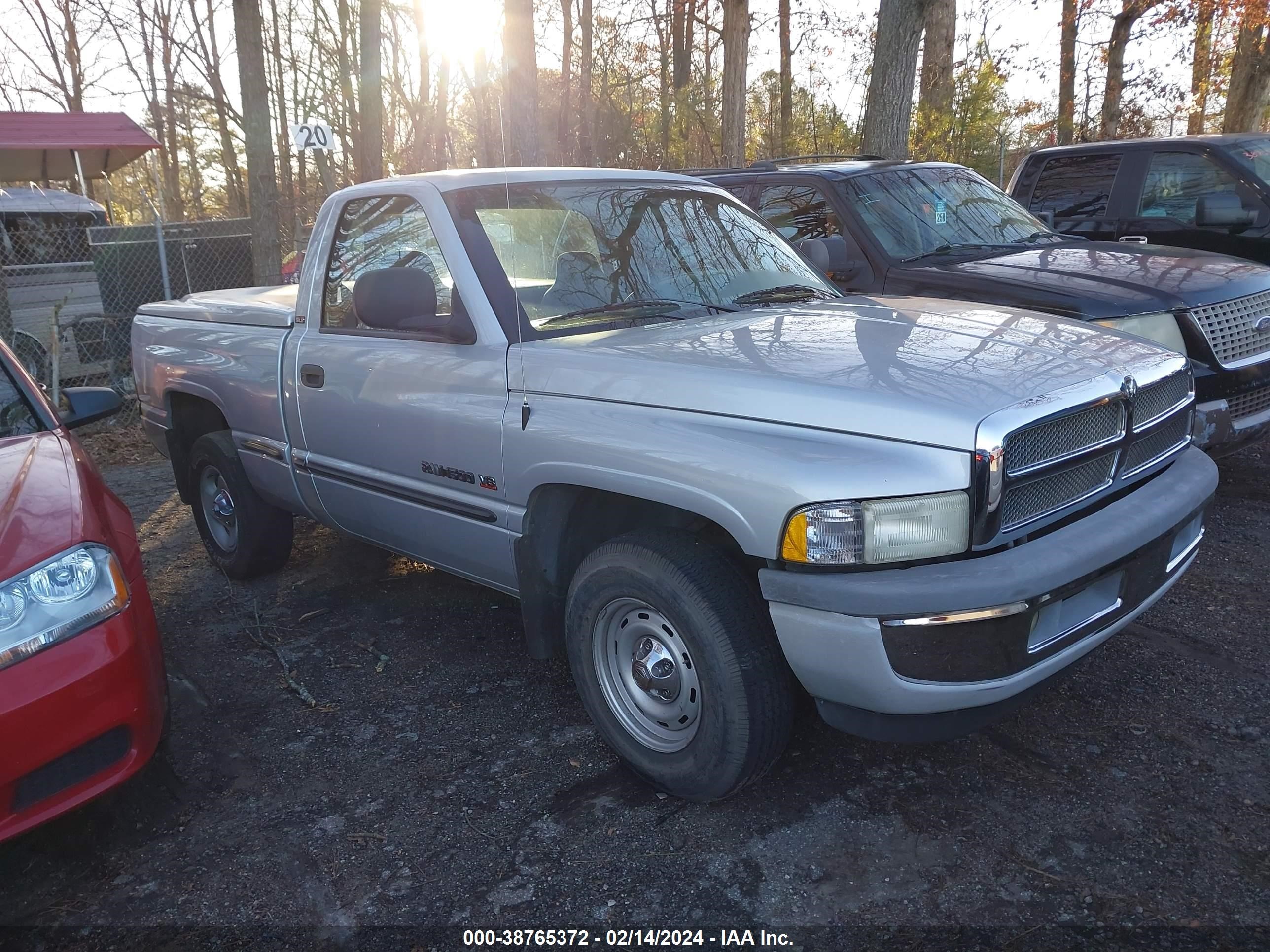 dodge ram 2001 1b7hc16y81s313512