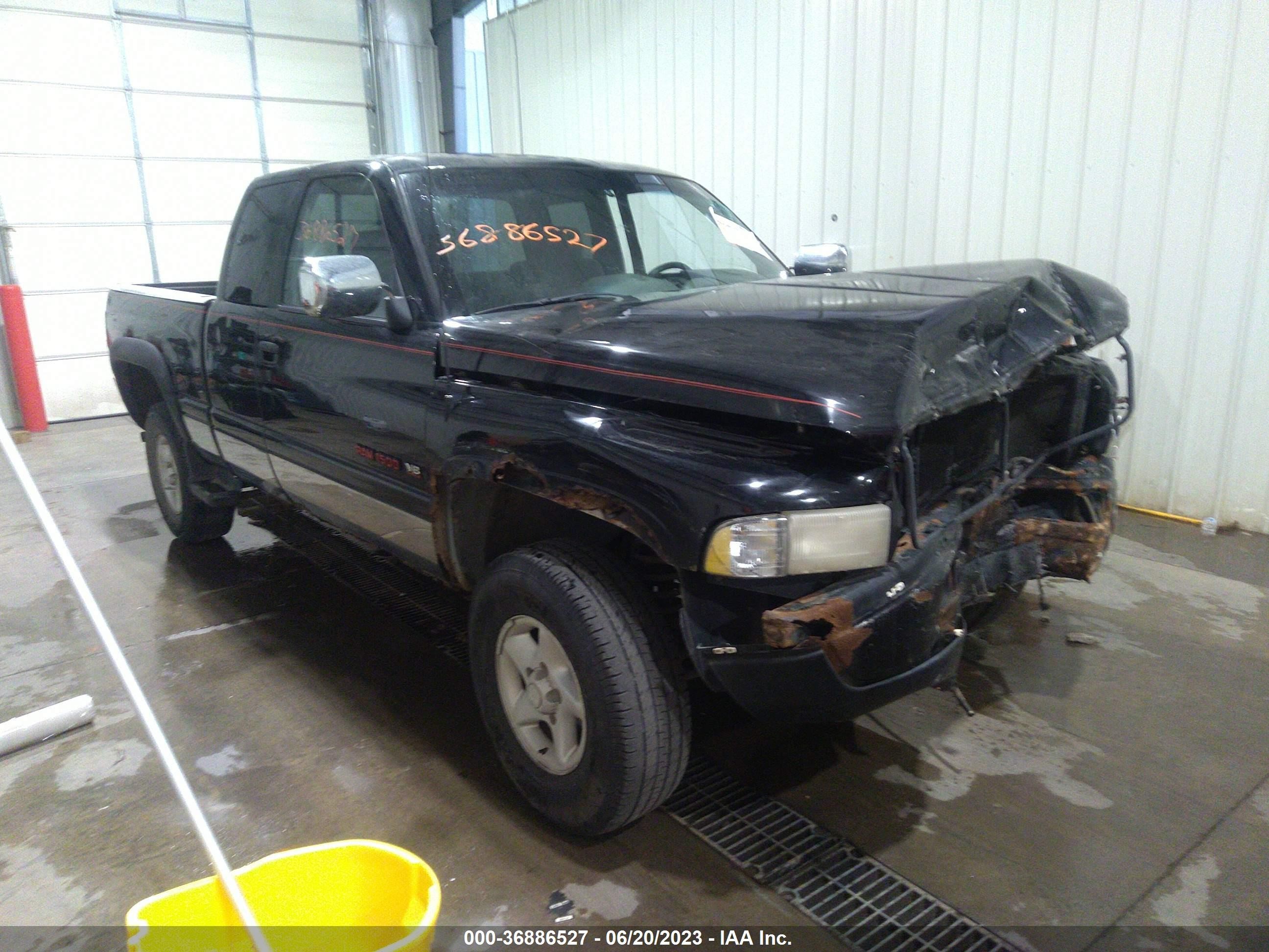 dodge ram 1997 1b7hf13z0vj529144