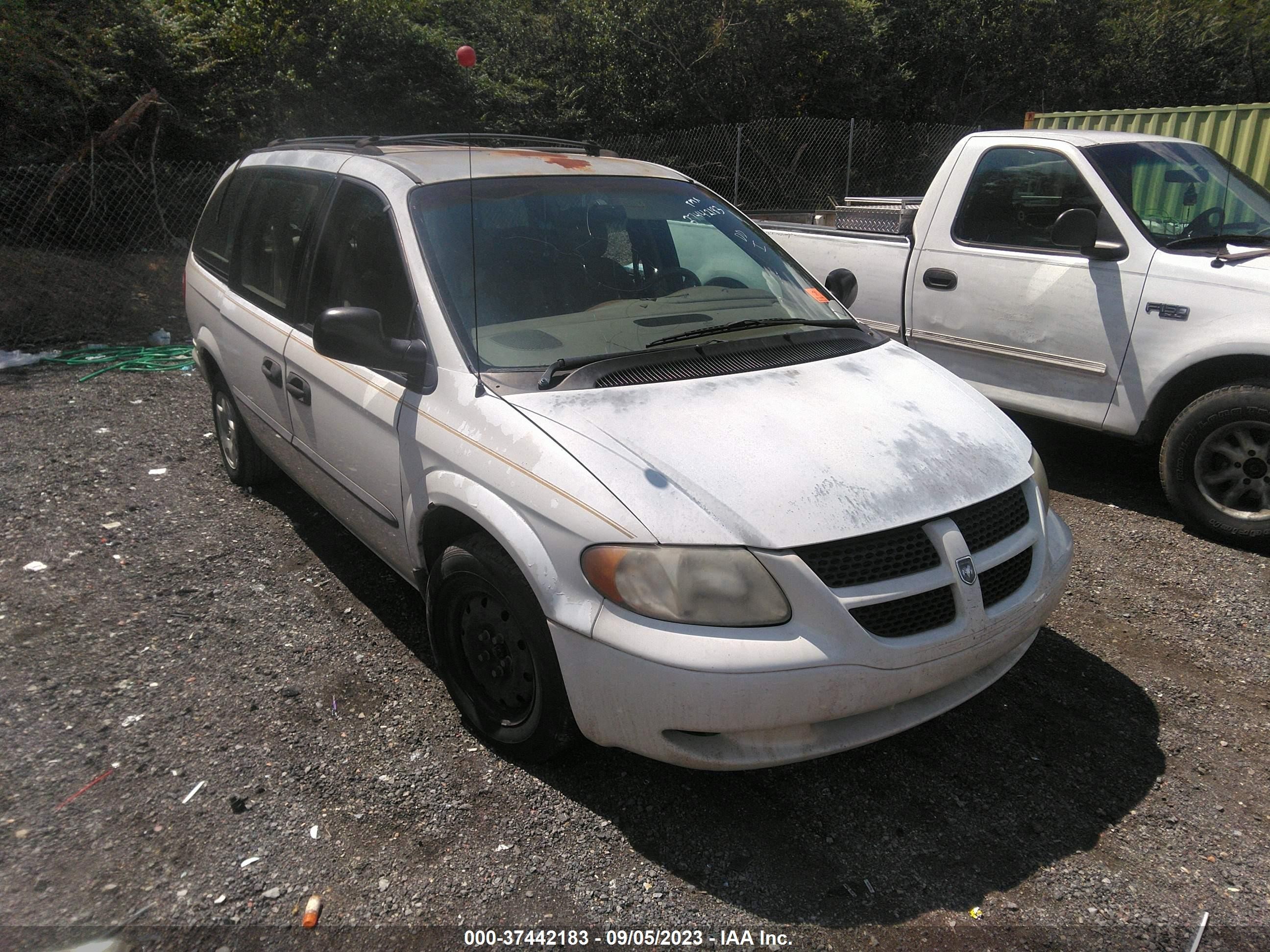 dodge caravan 2002 1b8gp24342b544983