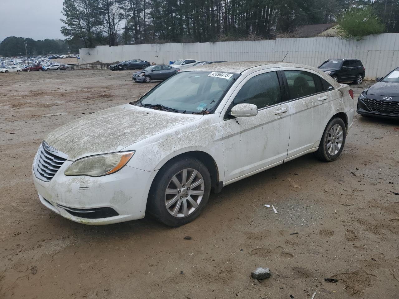 chrysler 200 2011 1c3bc1fb1bn555211