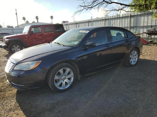 chrysler 200 tourin 2011 1c3bc1fb2bn592882