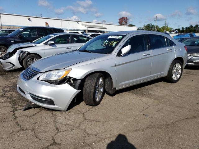 chrysler 200 tourin 2011 1c3bc1fb2bn613570