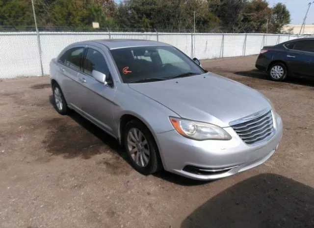 chrysler 200 2011 1c3bc1fb3bn500761