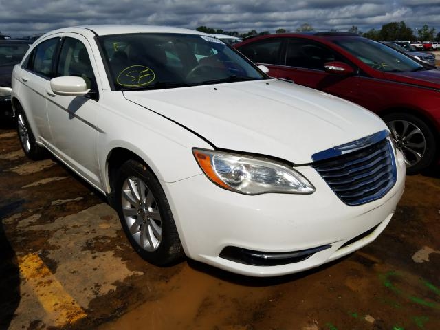 chrysler 200 tourin 2011 1c3bc1fb4bn511445