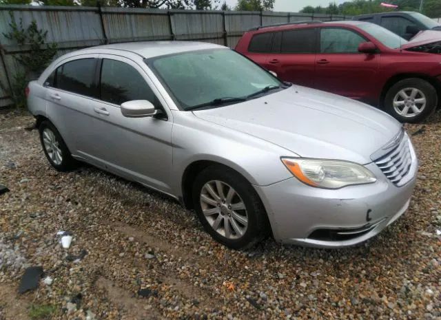 chrysler 200 2011 1c3bc1fb5bn521787