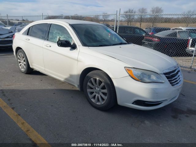 chrysler 200 2011 1c3bc1fb7bn522679