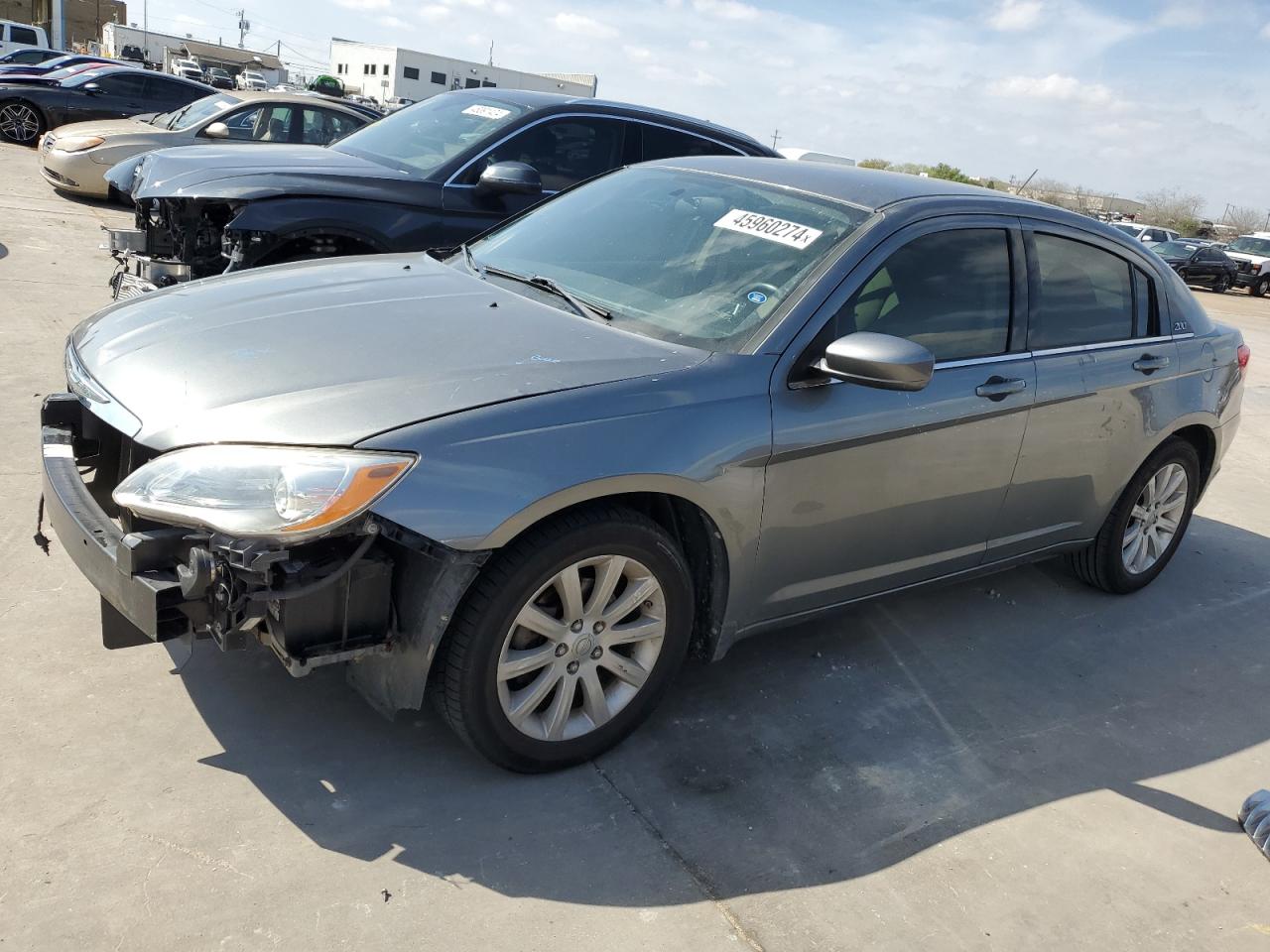 chrysler 200 2011 1c3bc1fb8bn588643