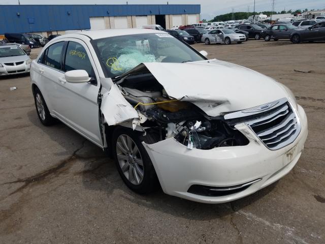 chrysler 200 tourin 2011 1c3bc1fg2bn503131