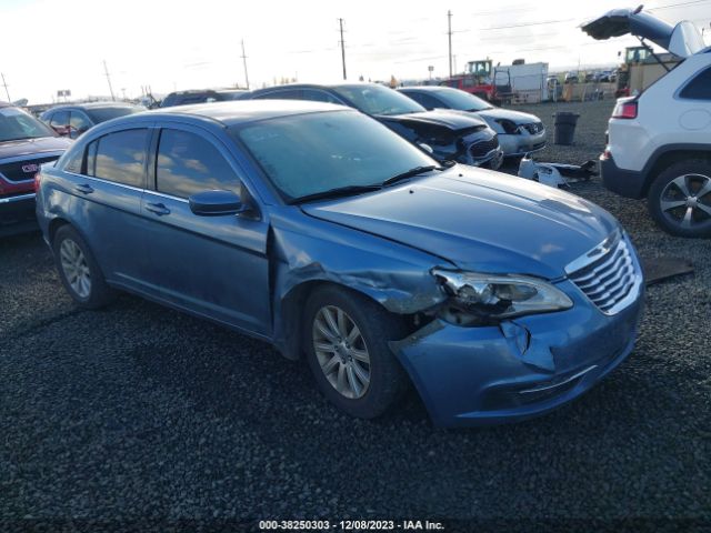 chrysler 200 2011 1c3bc1fg3bn555187