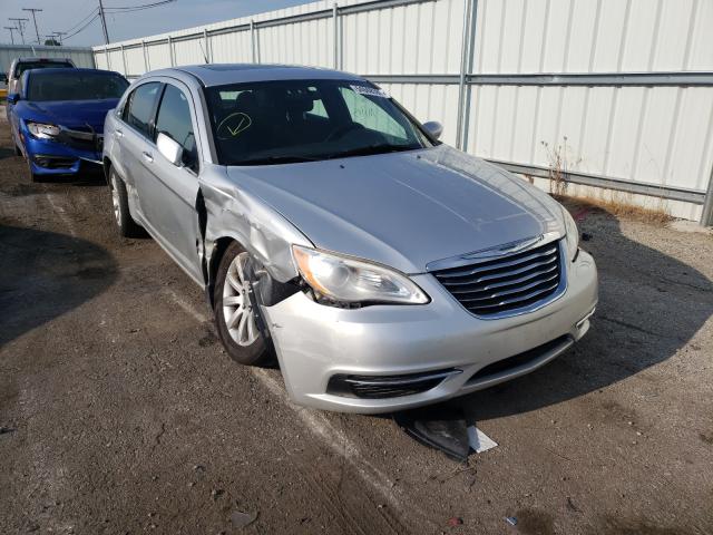 chrysler 200 tourin 2011 1c3bc1fg5bn527004