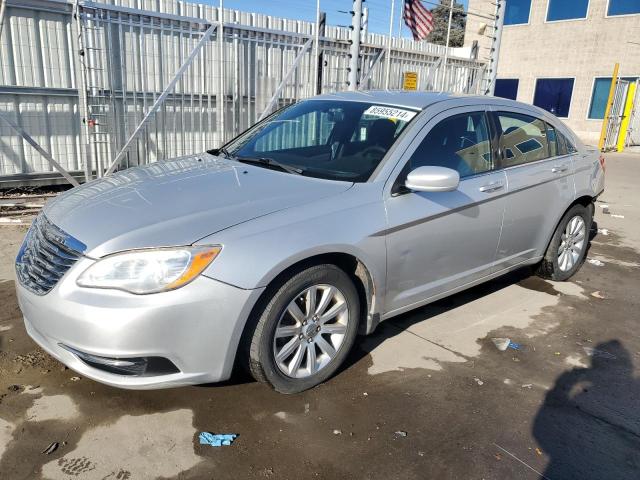 chrysler 200 tourin 2011 1c3bc1fg9bn527765