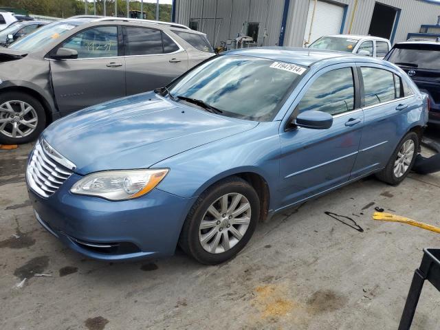 chrysler 200 tourin 2011 1c3bc1fg9bn553587