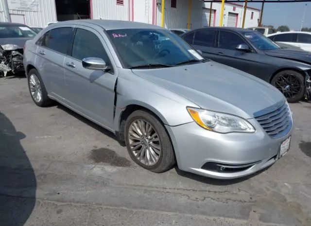 chrysler 200 2011 1c3bc2fb8bn556037