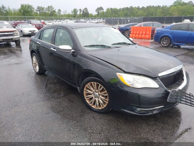 chrysler 200 2011 1c3bc2fg5bn611085