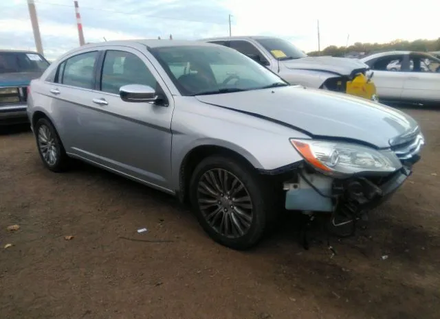 chrysler 200 2011 1c3bc2fg8bn590197