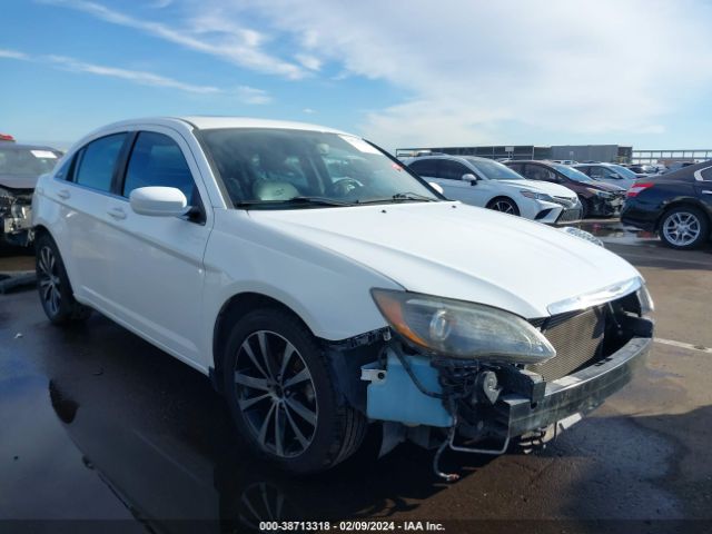 chrysler 200 2011 1c3bc8fg3bn567669