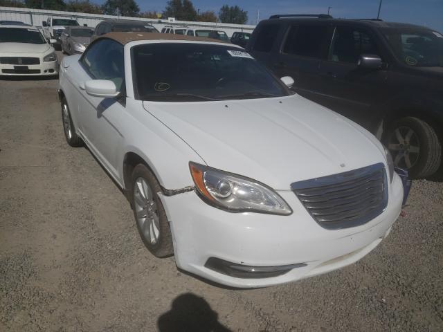 chrysler 200 tourin 2014 1c3bcbeb3en158045