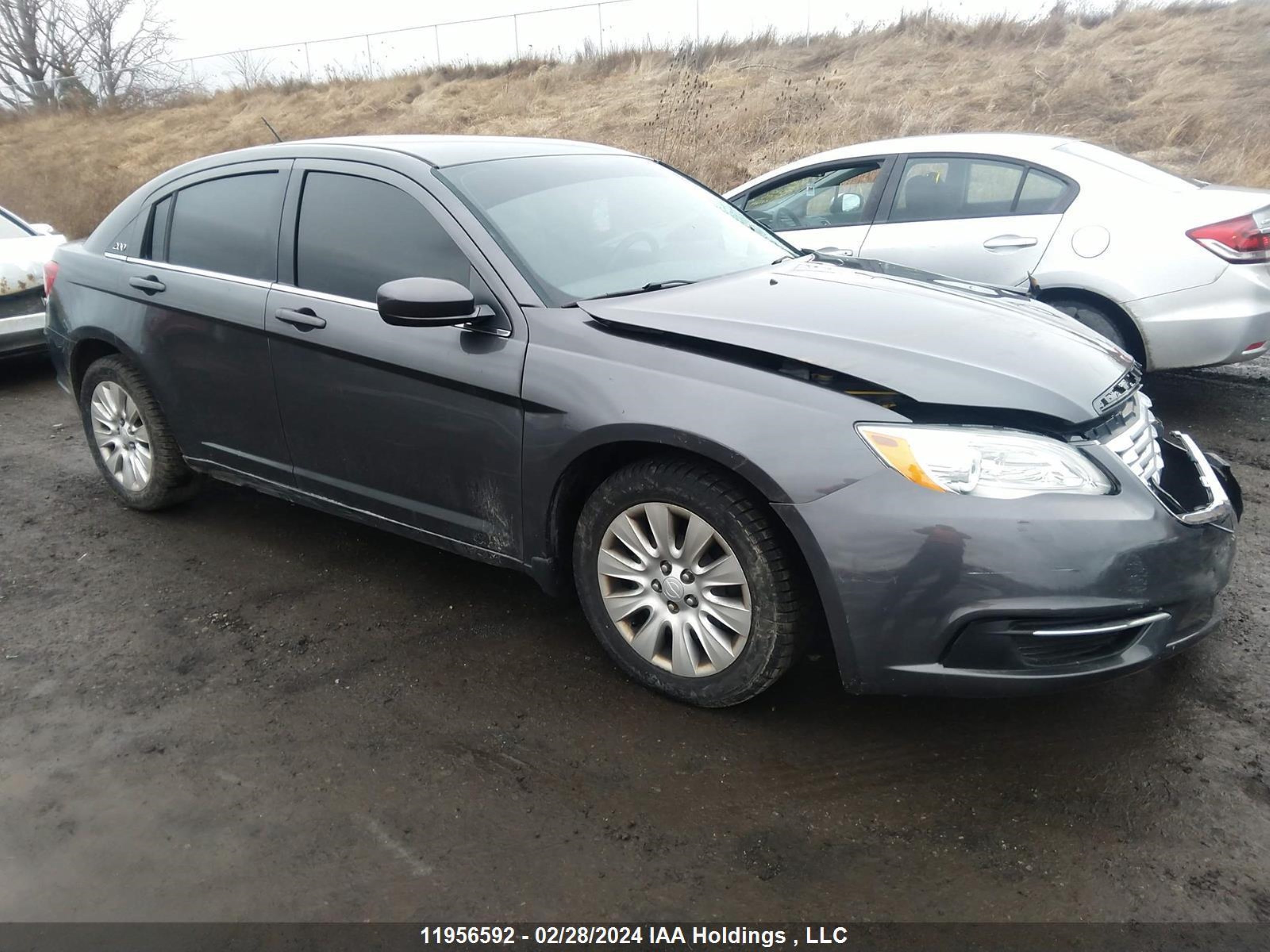 chrysler 200 2014 1c3ccbab0en231690