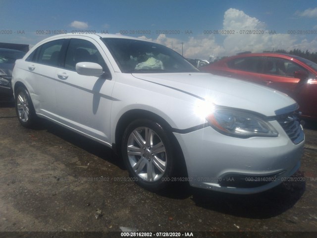 chrysler 200 2013 1c3ccbab5dn686047