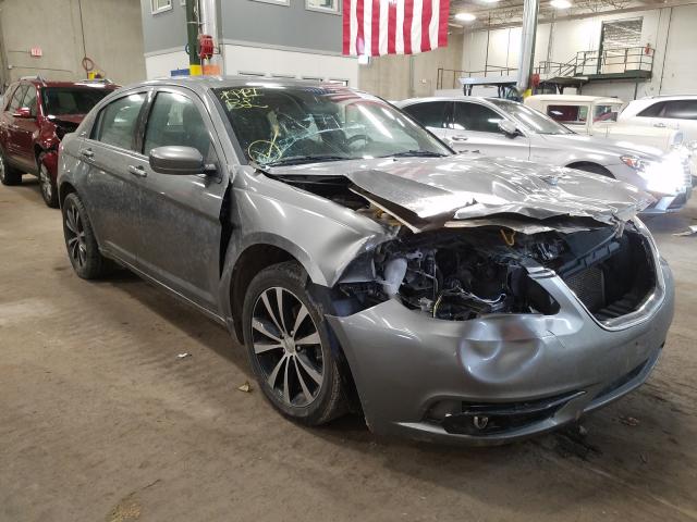 chrysler 200 tourin 2013 1c3ccbbb1dn540176