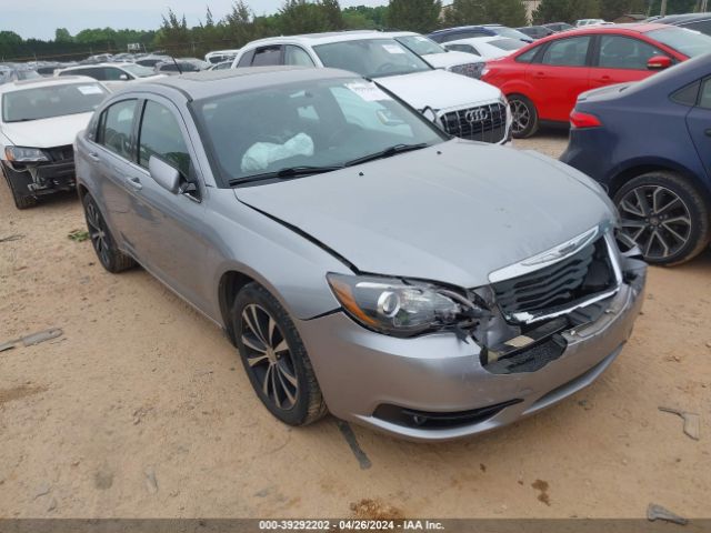 chrysler 200 2013 1c3ccbbb2dn614690