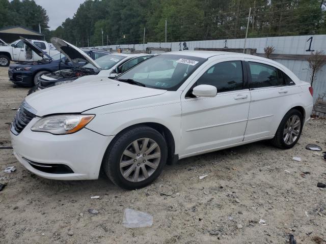 chrysler 200 tourin 2013 1c3ccbbb3dn714667