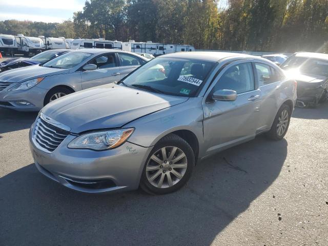 chrysler 200 tourin 2014 1c3ccbbb3en158846