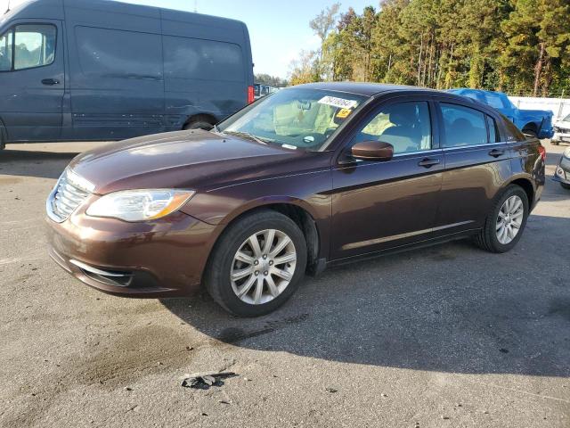 chrysler 200 tourin 2013 1c3ccbbb7dn579807