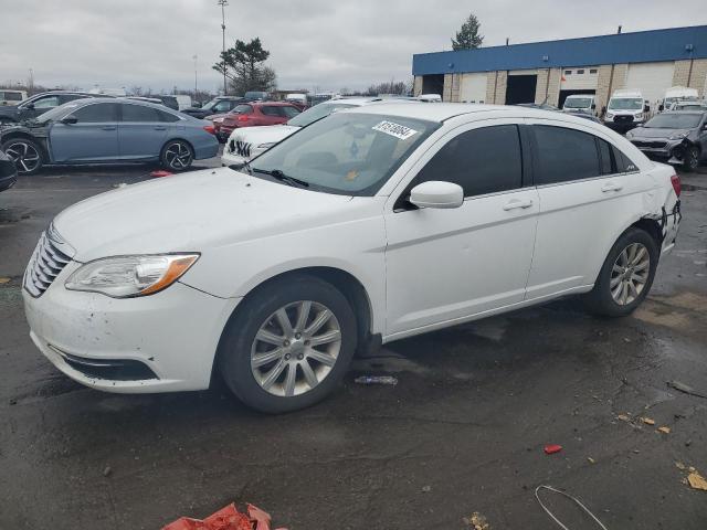 chrysler 200 tourin 2013 1c3ccbbb8dn543205