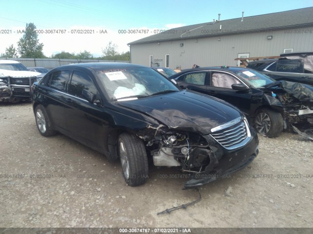 chrysler 200 2013 1c3ccbbb8dn695890