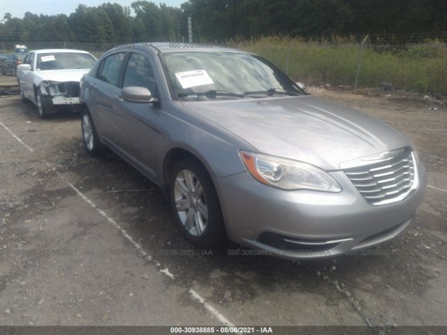 chrysler 200 2013 1c3ccbbbxdn695583