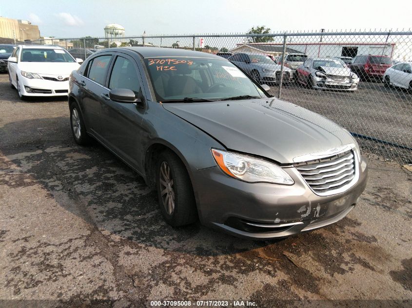 chrysler 200 2013 1c3ccbbbxdn765101