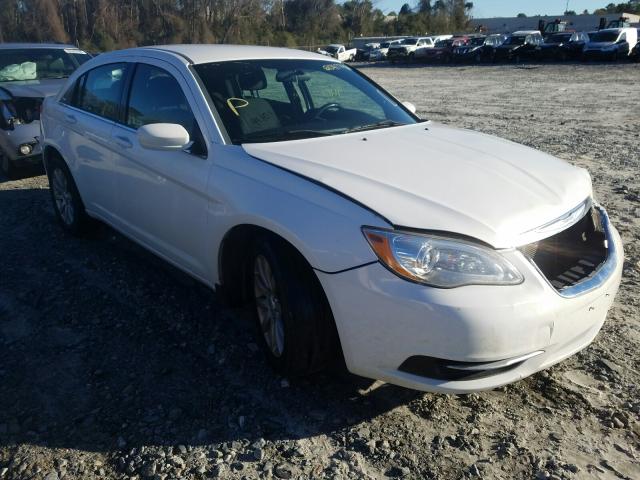 chrysler 200 tourin 2014 1c3ccbbg5en106467