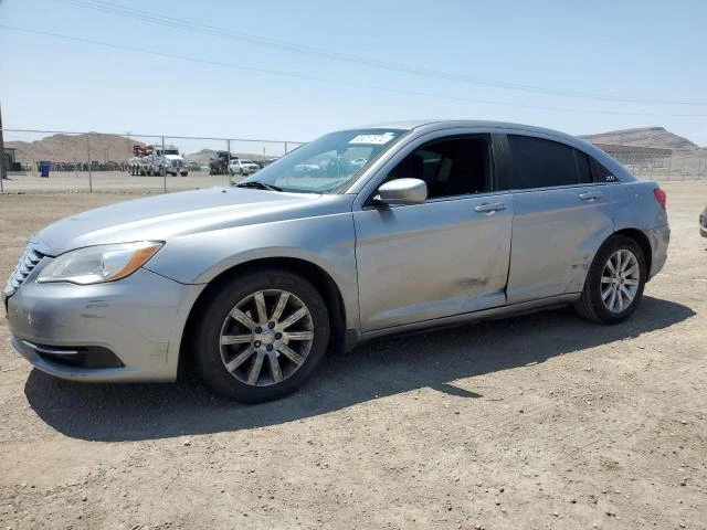 chrysler 200 tourin 2014 1c3ccbbg7en106258