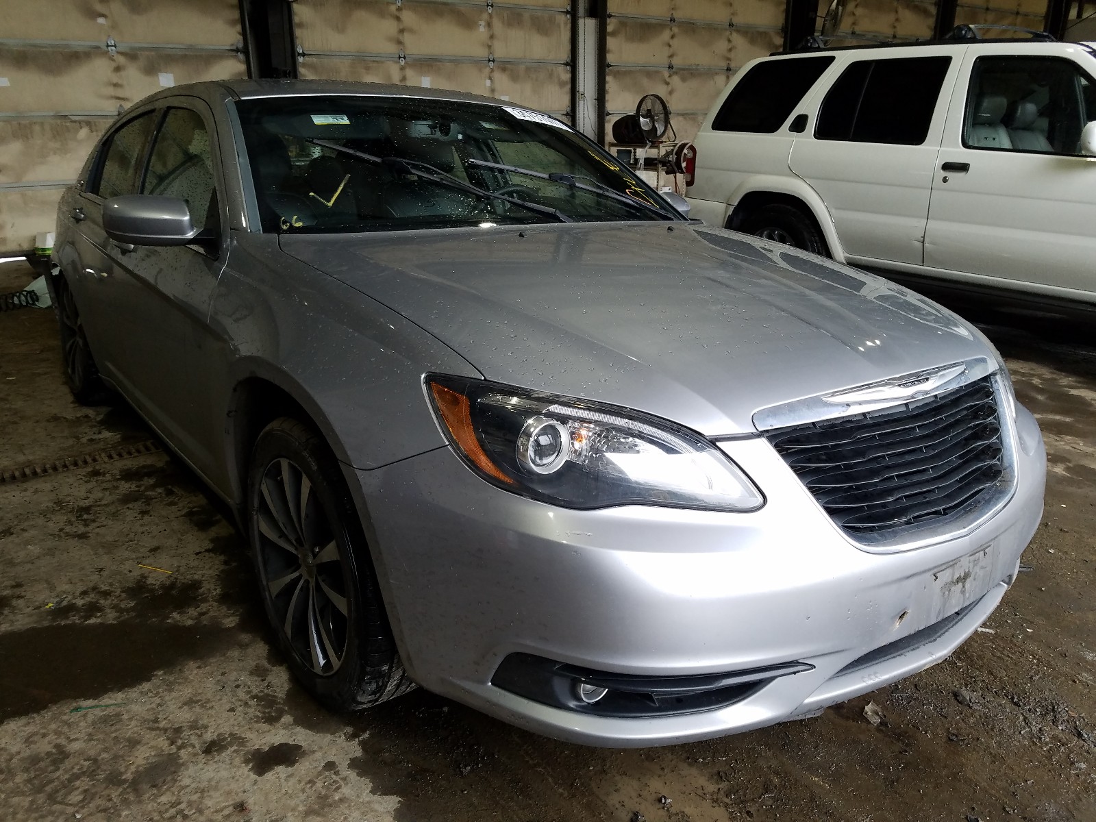 chrysler 200 limite 2013 1c3ccbcg7dn514160