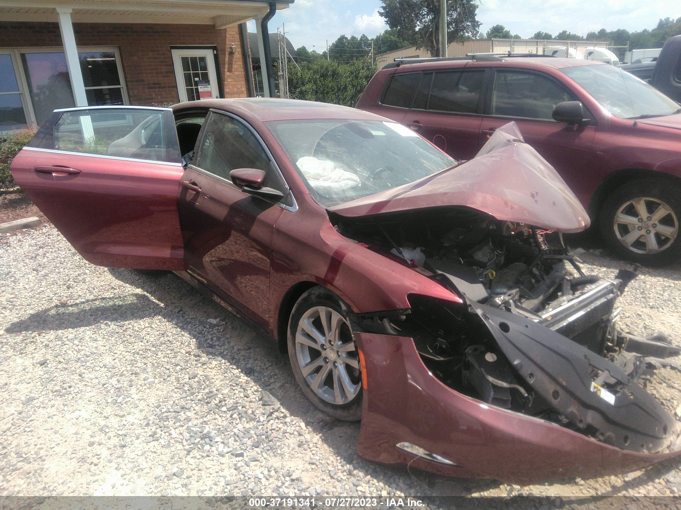 chrysler 200 2015 1c3cccab3fn641682