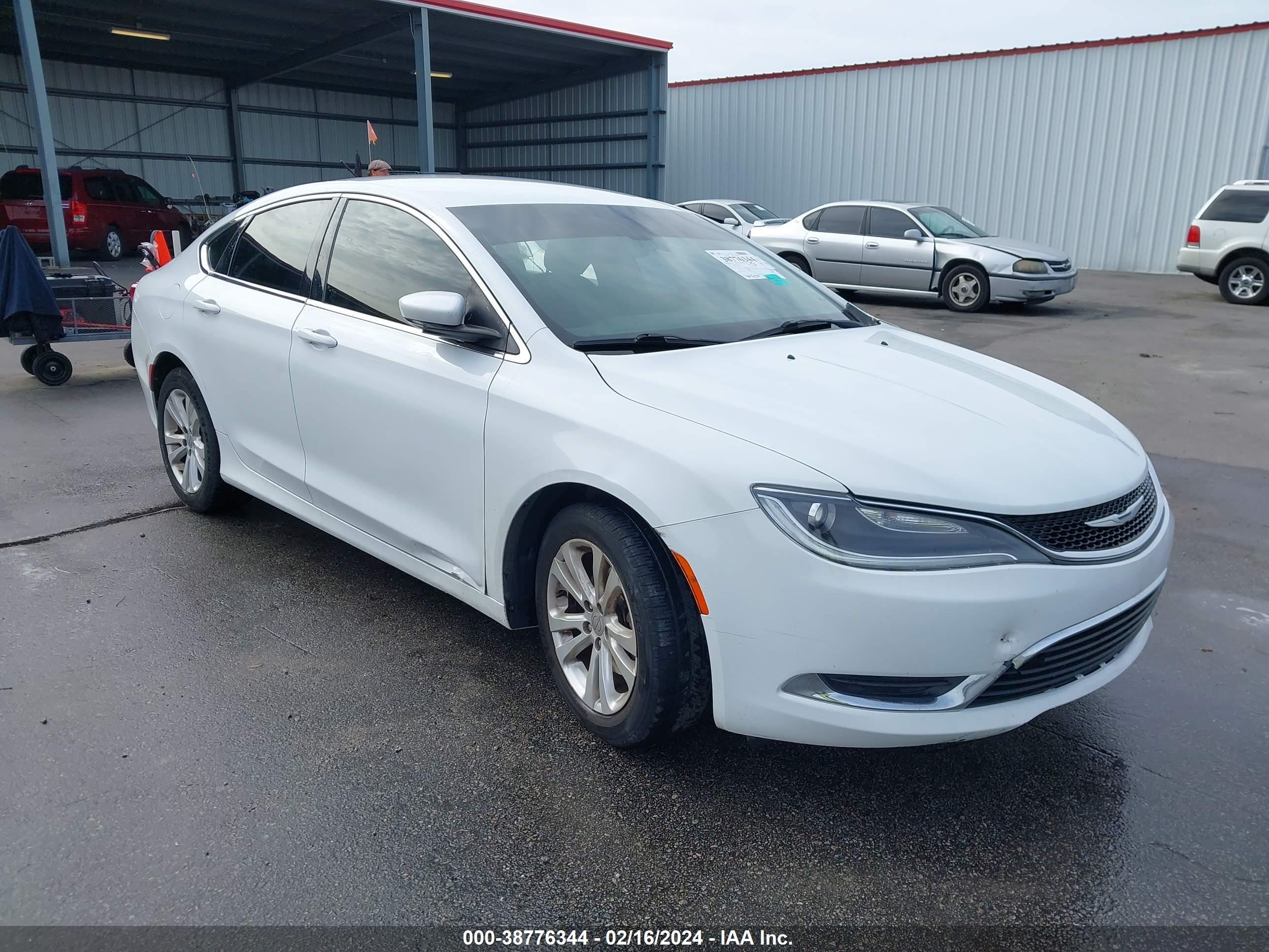 chrysler 200 2015 1c3cccab8fn632475