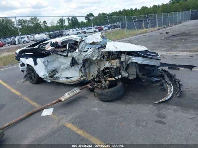 chrysler 200 2015 1c3cccab9fn561657