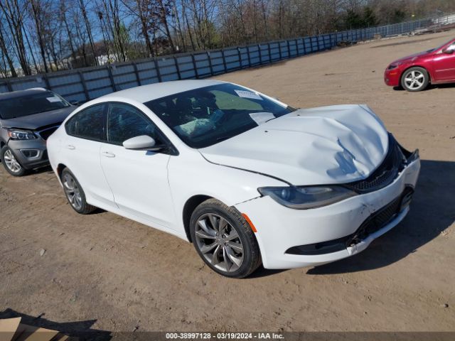 chrysler 200 2015 1c3cccbb9fn675835