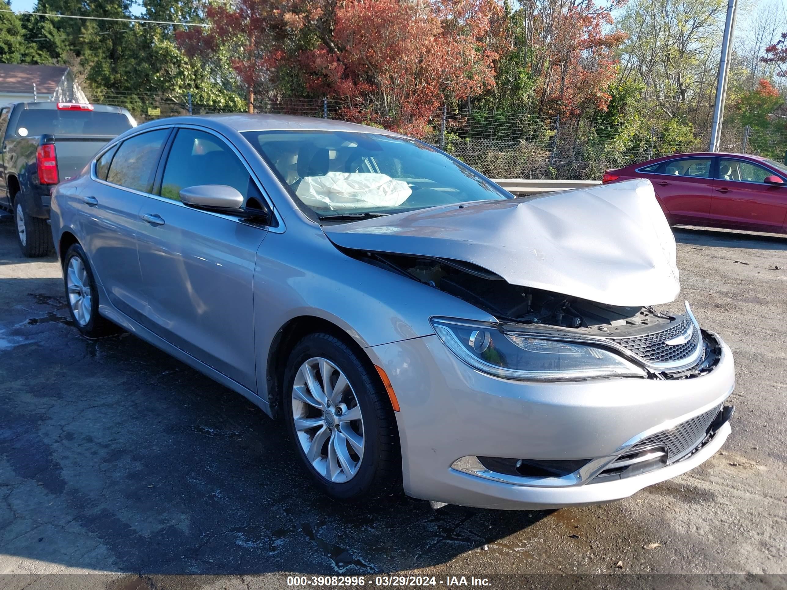 chrysler 200 2015 1c3ccccb9fn612040