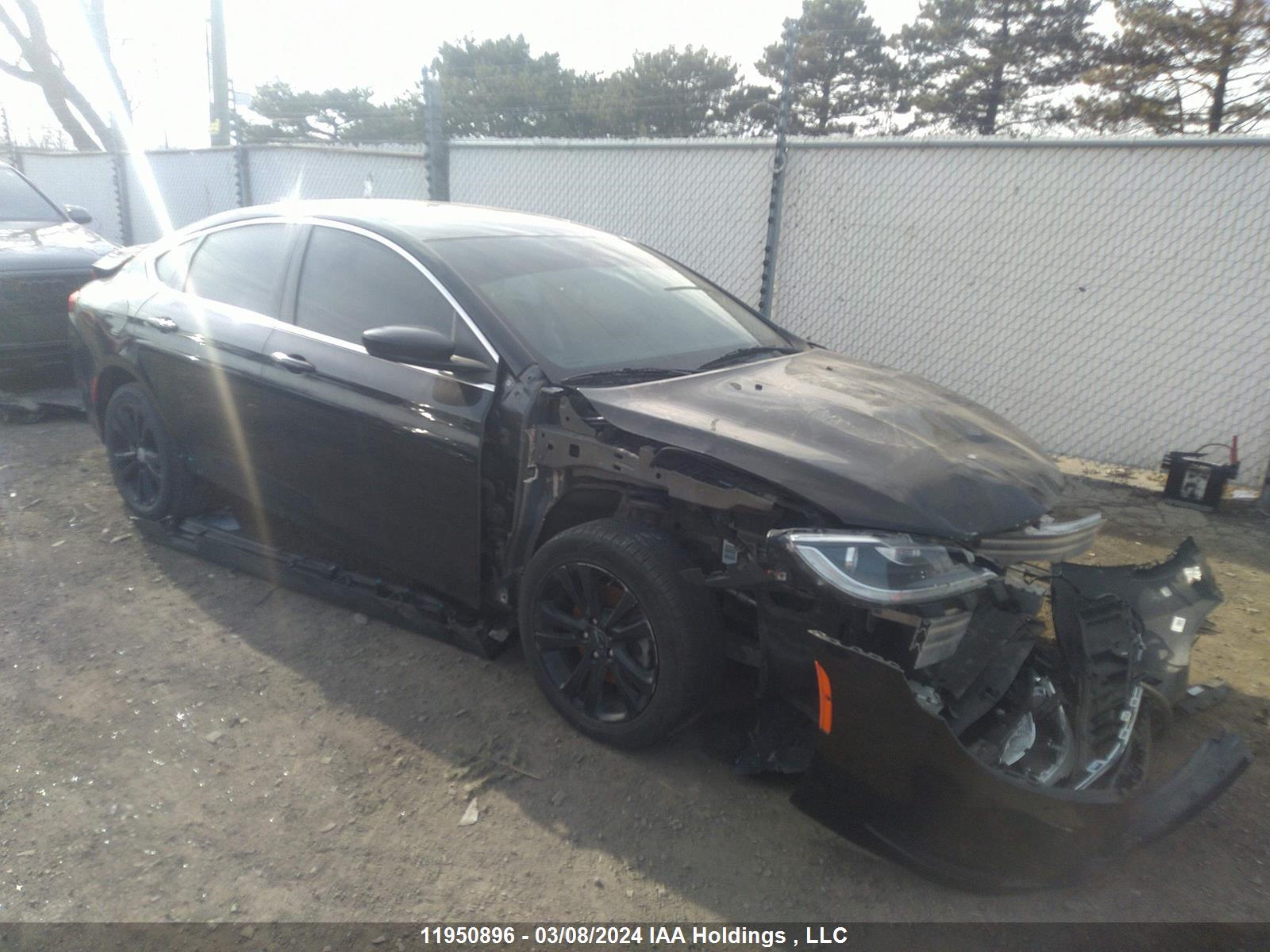 chrysler 200 2015 1c3cccfb5fn570428